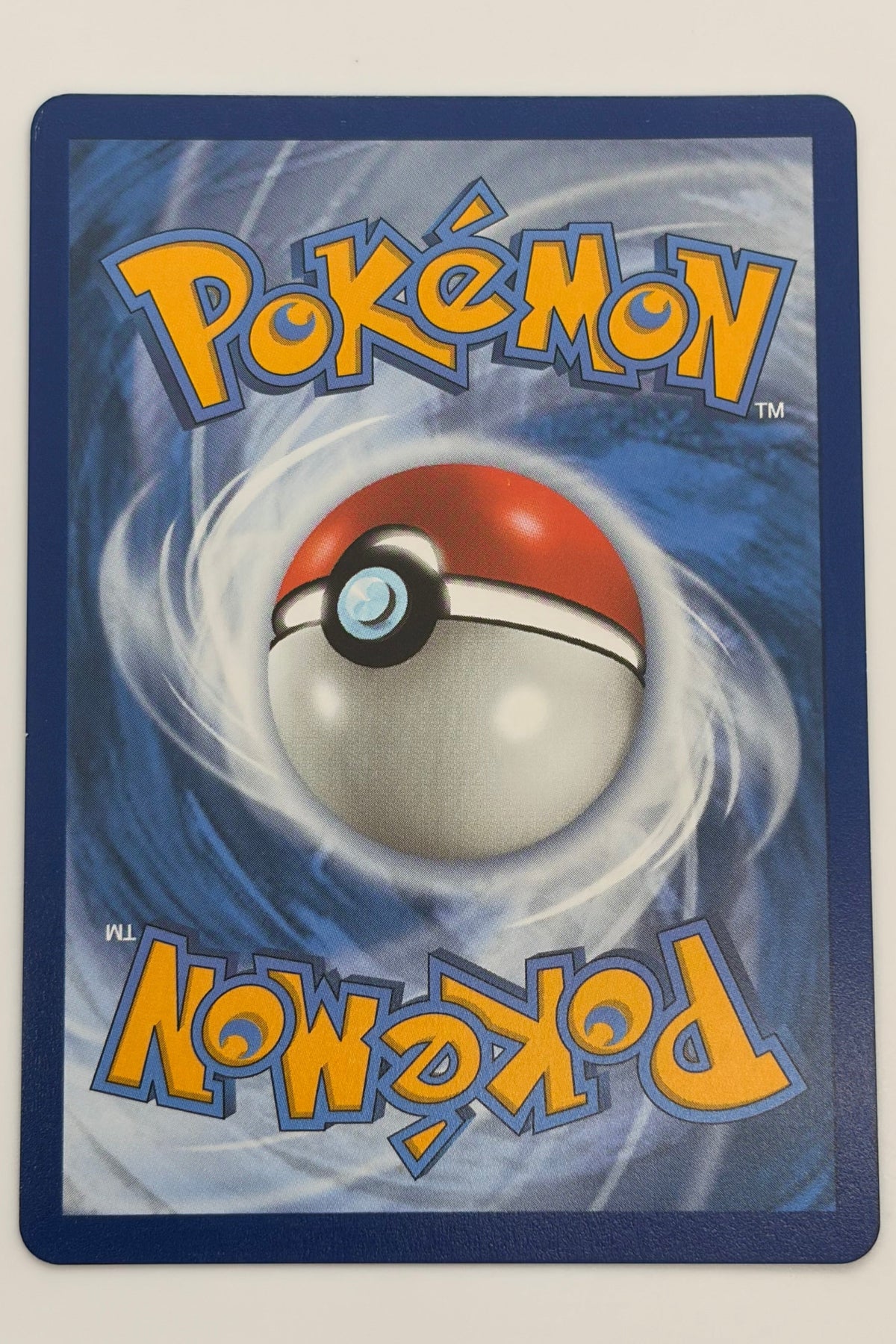 137/196 Pidgeot V - Holo Rare V