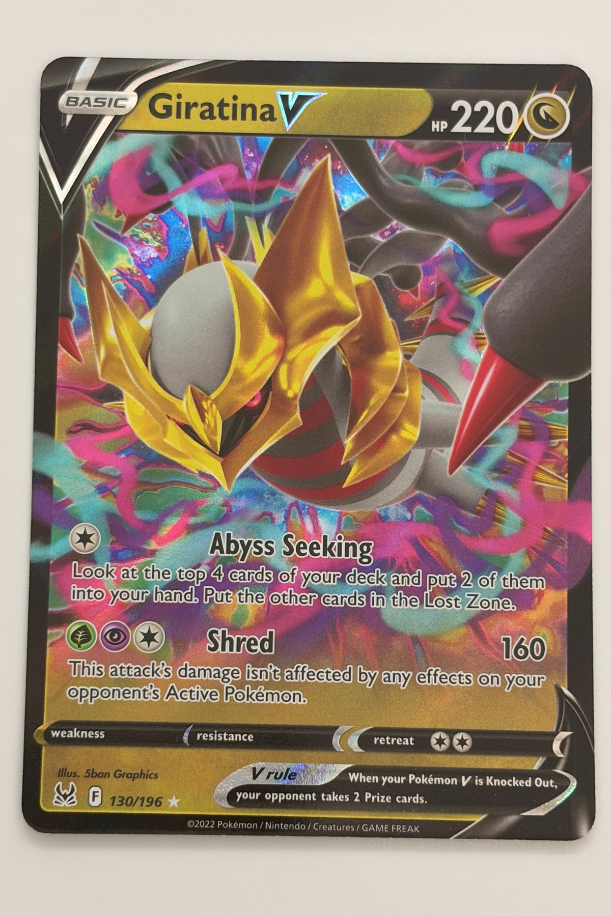 130/196 Giratina V - Holo Rare V
