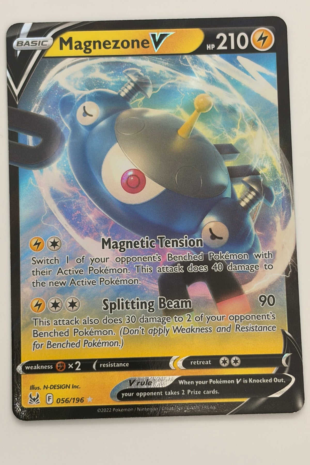 056/196 Magnezone V - Holo Rare V