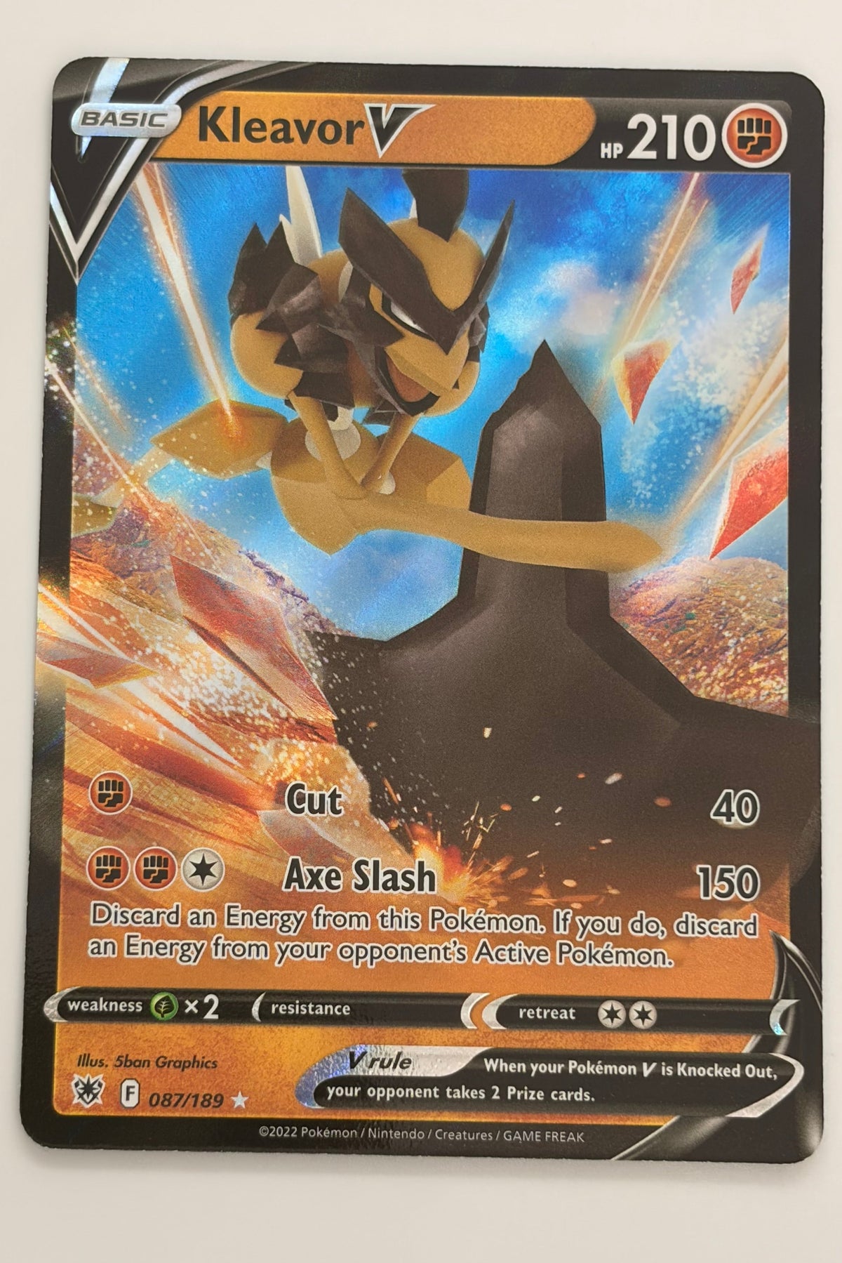 087/189 Kleavor V - Rare Holo V