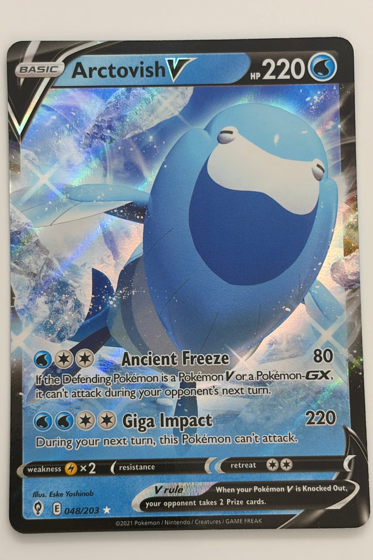 048/203 Arctovish V - Rare Holo V