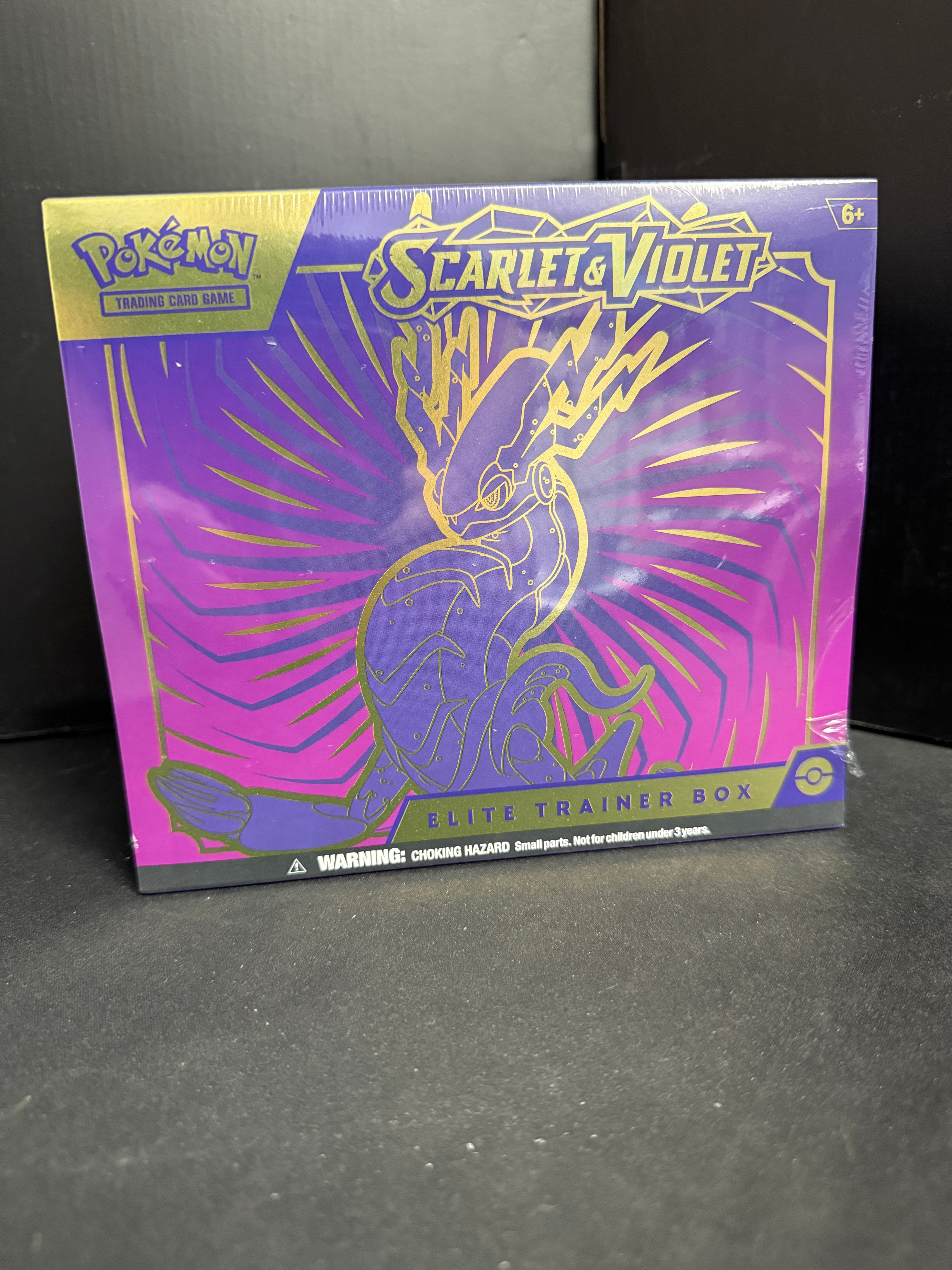 **RIPPED** Pokemon - TCG - Scarlet & Violet Elite Trainer Box