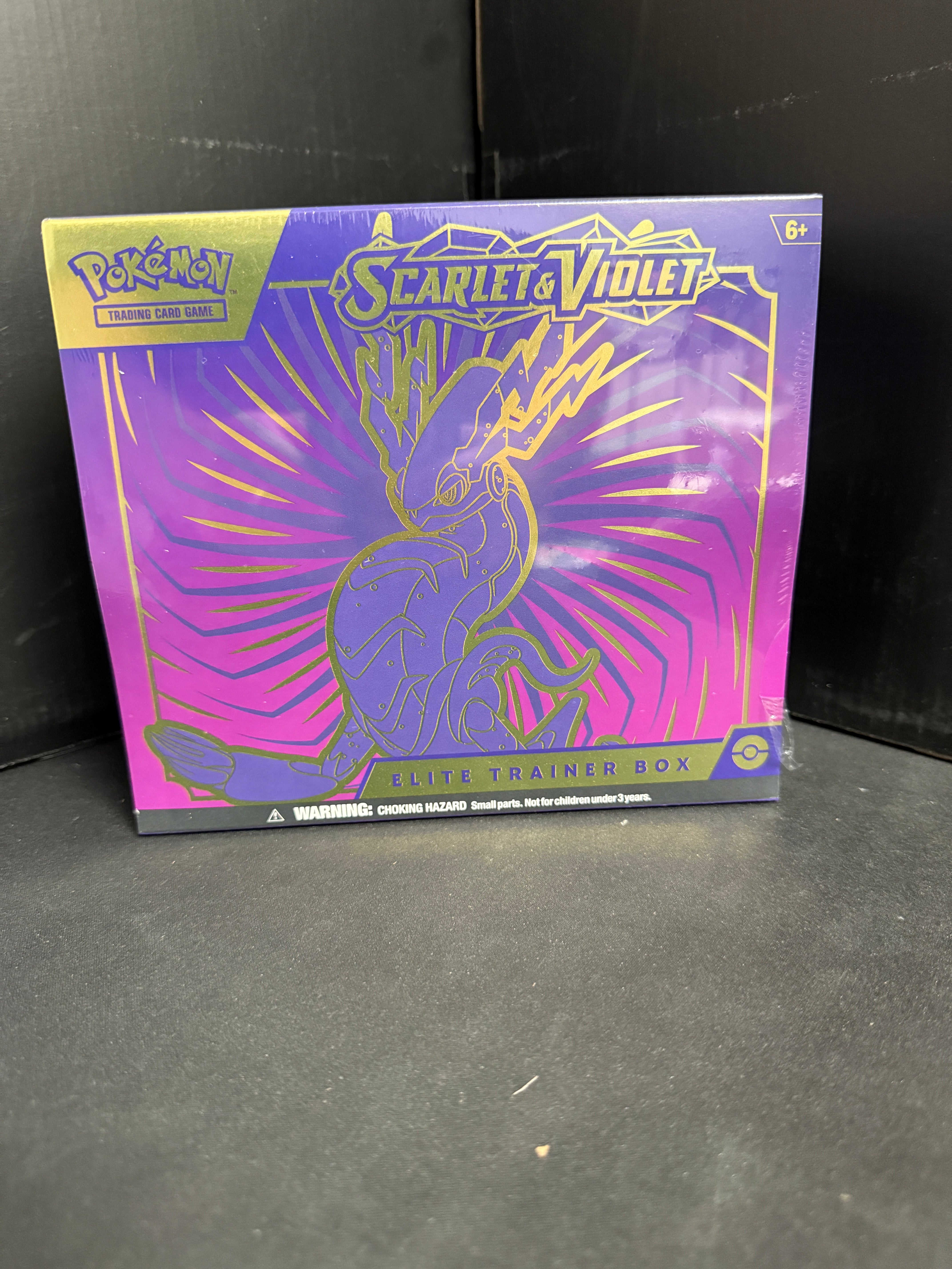**RIPPED** Pokemon - TCG - Scarlet & Violet Elite Trainer Box V2