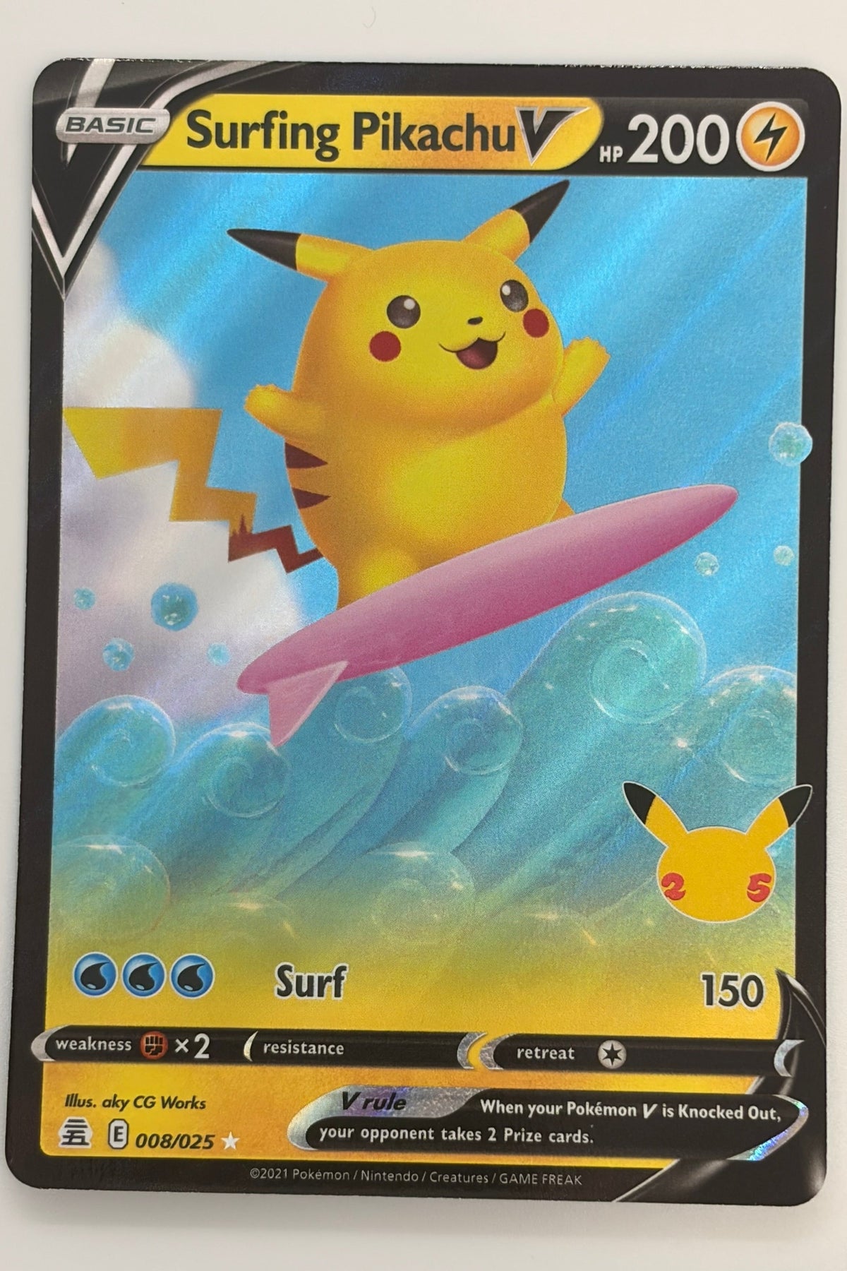 008/025 Surfing Pikachu V - Rare Holo