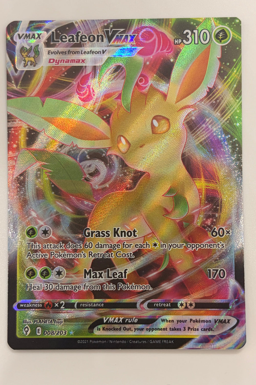 008/203 Leafeon VMAX - Rare Holo VMAX