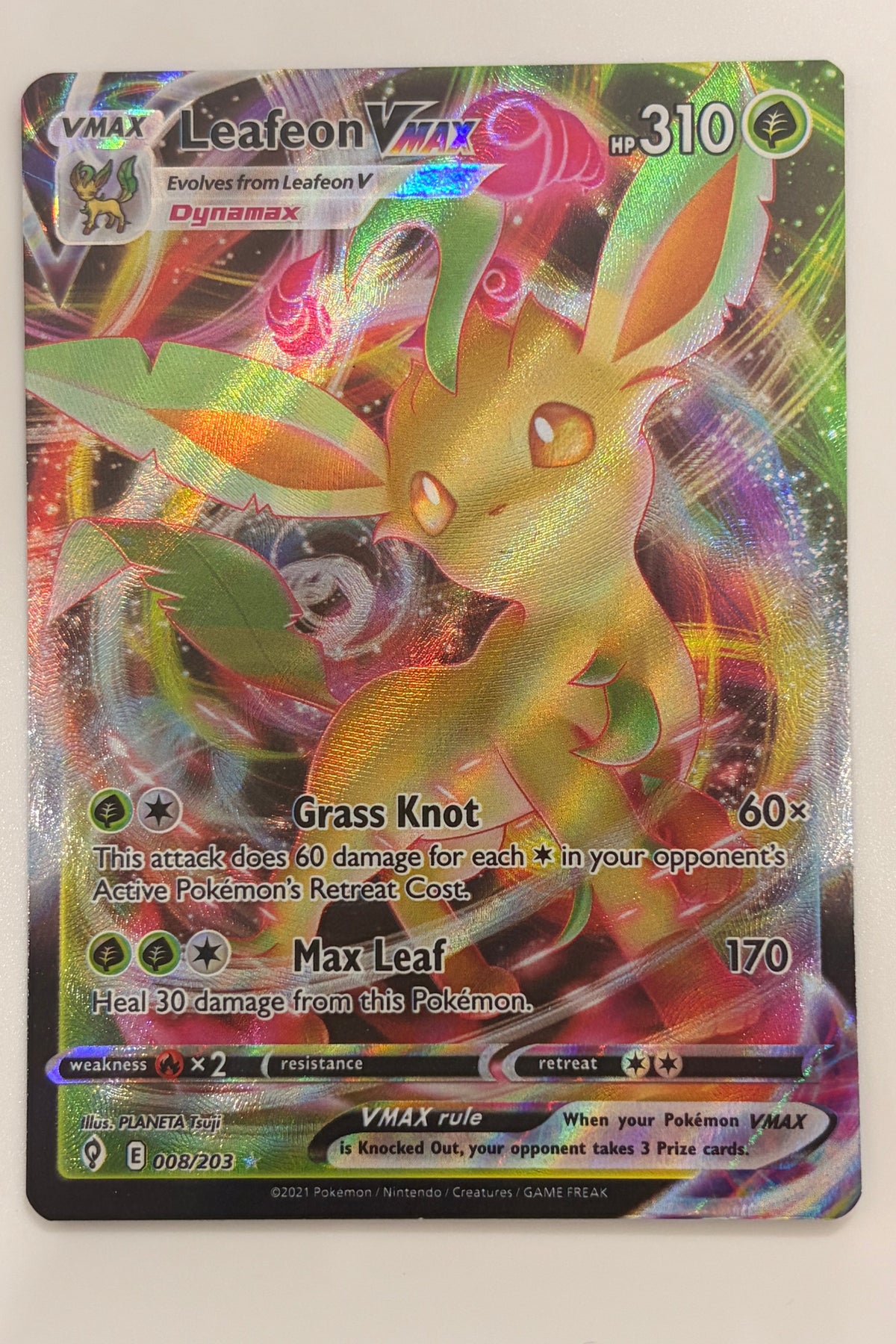 008/203 Leafeon VMAX - Rare Holo VMAX