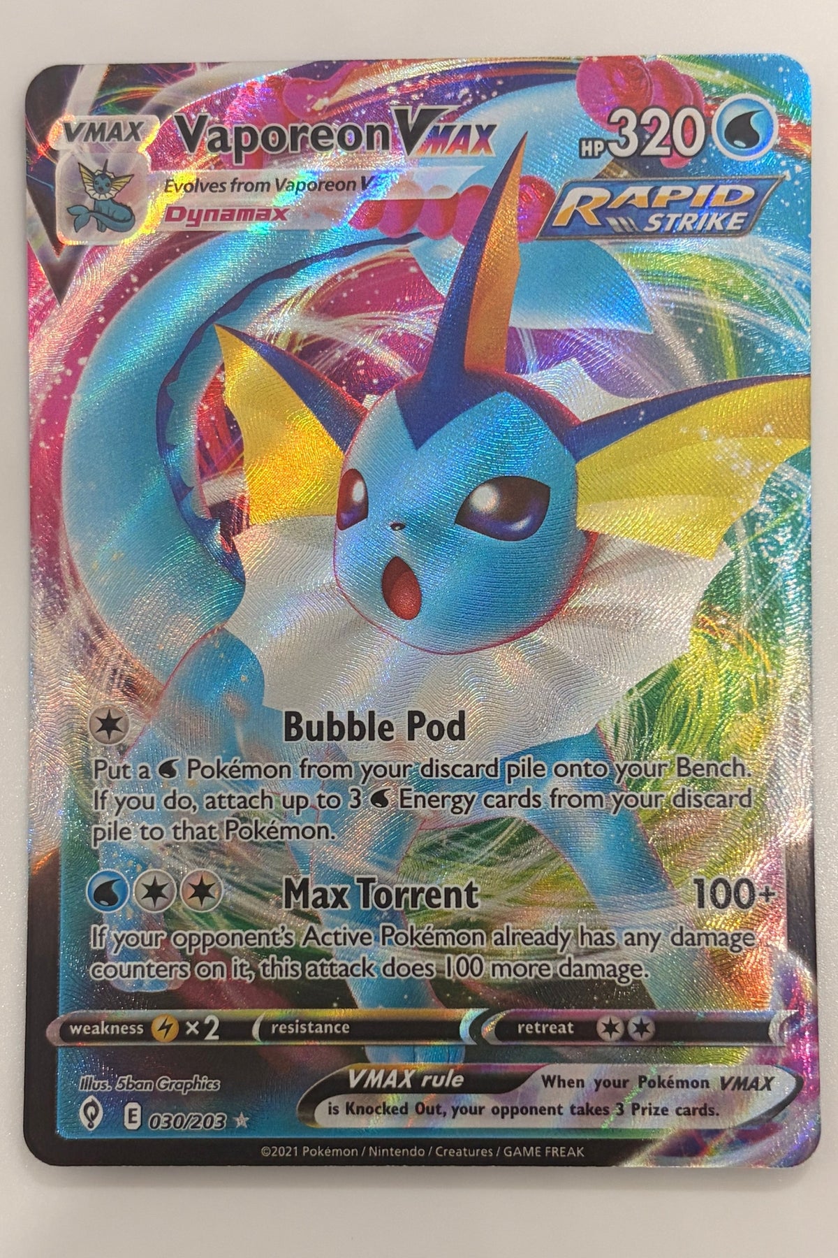 030/203 Vaporeon VMAX - Rare Holo VMAX