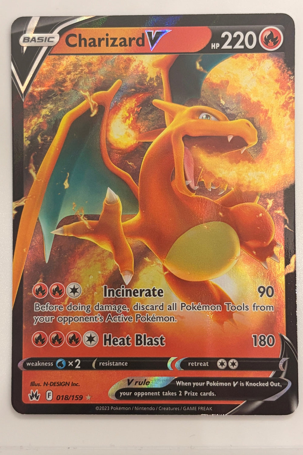 018/159 Charizard V - Holo Rare V