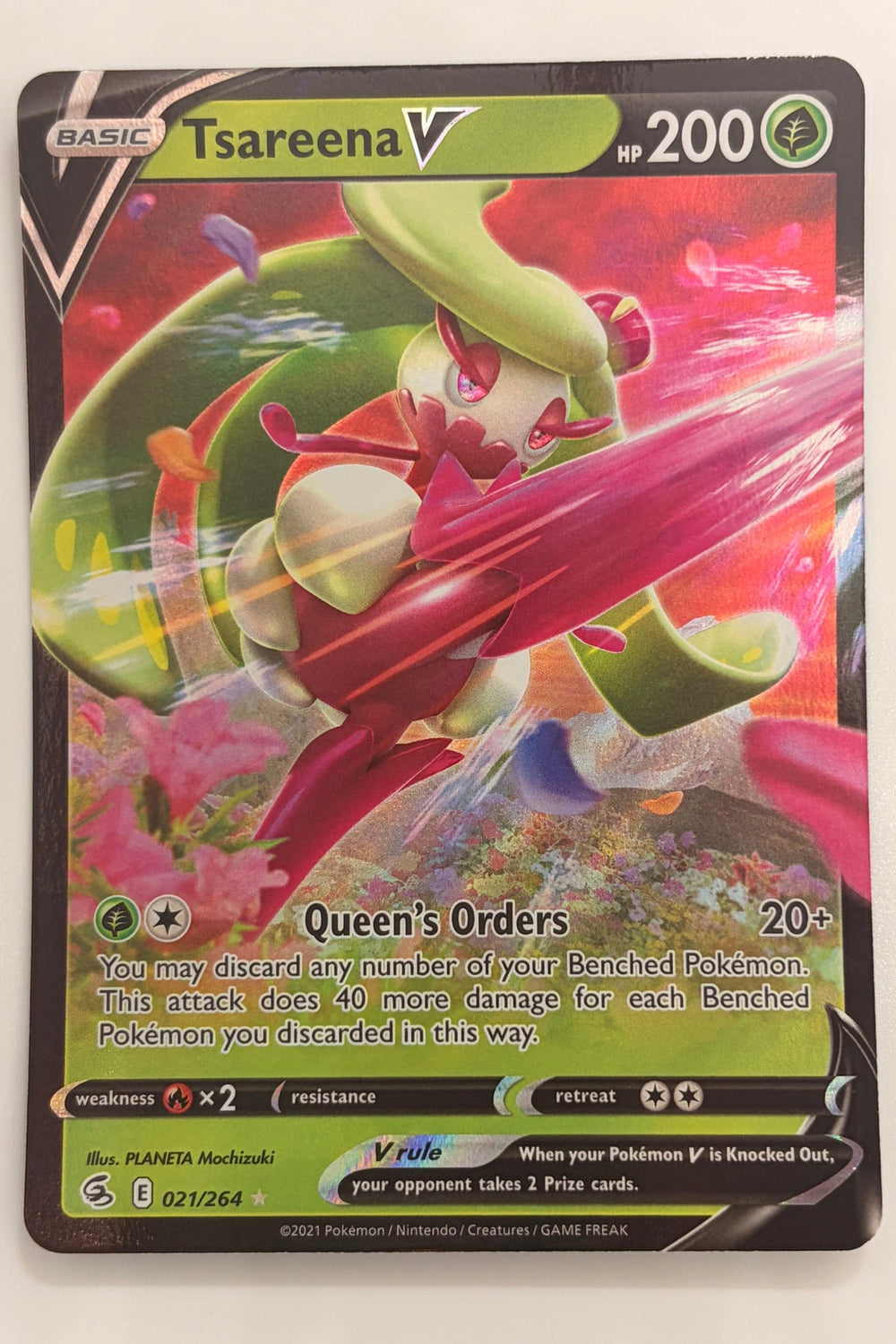 021/264 Tsareena V - Rare Holo V