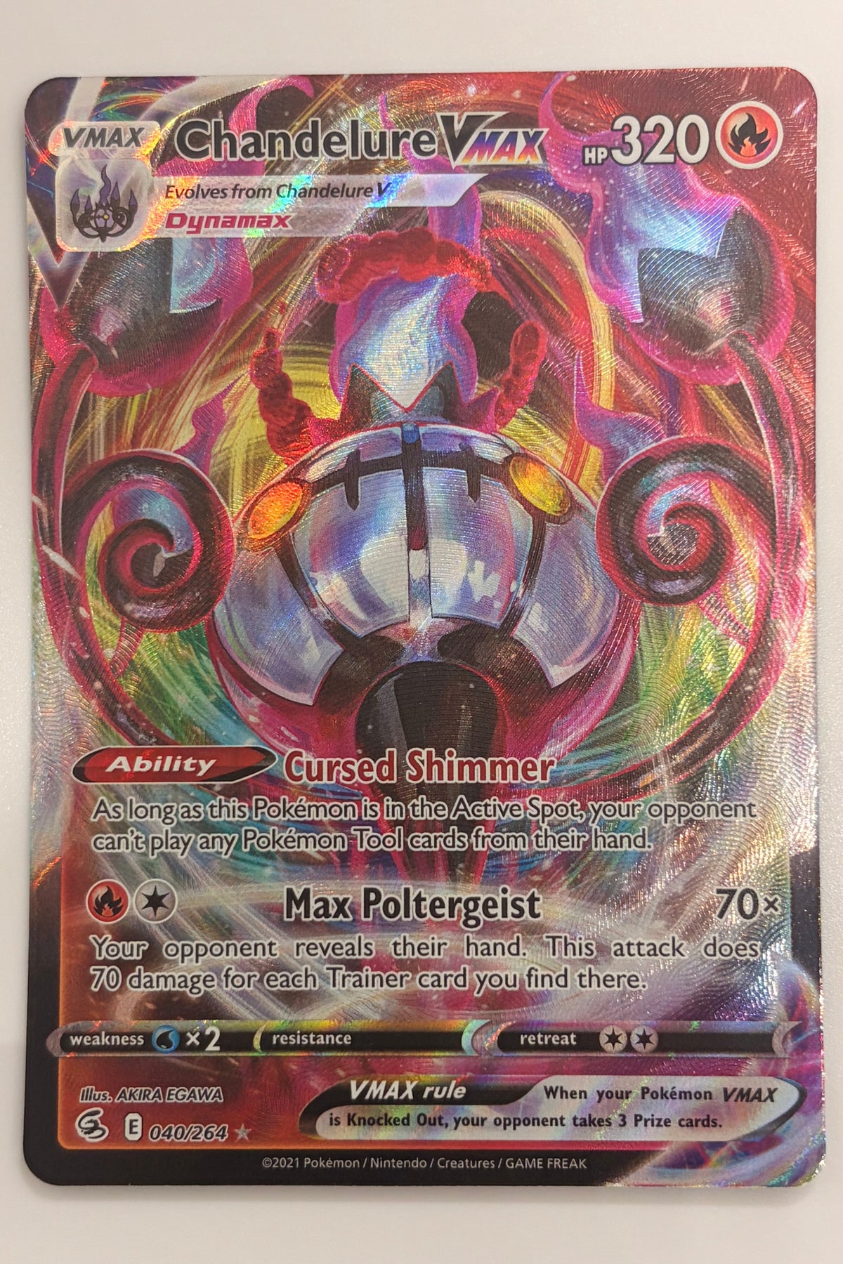 040/264 Chandelure VMAX - Rare Holo VMAX