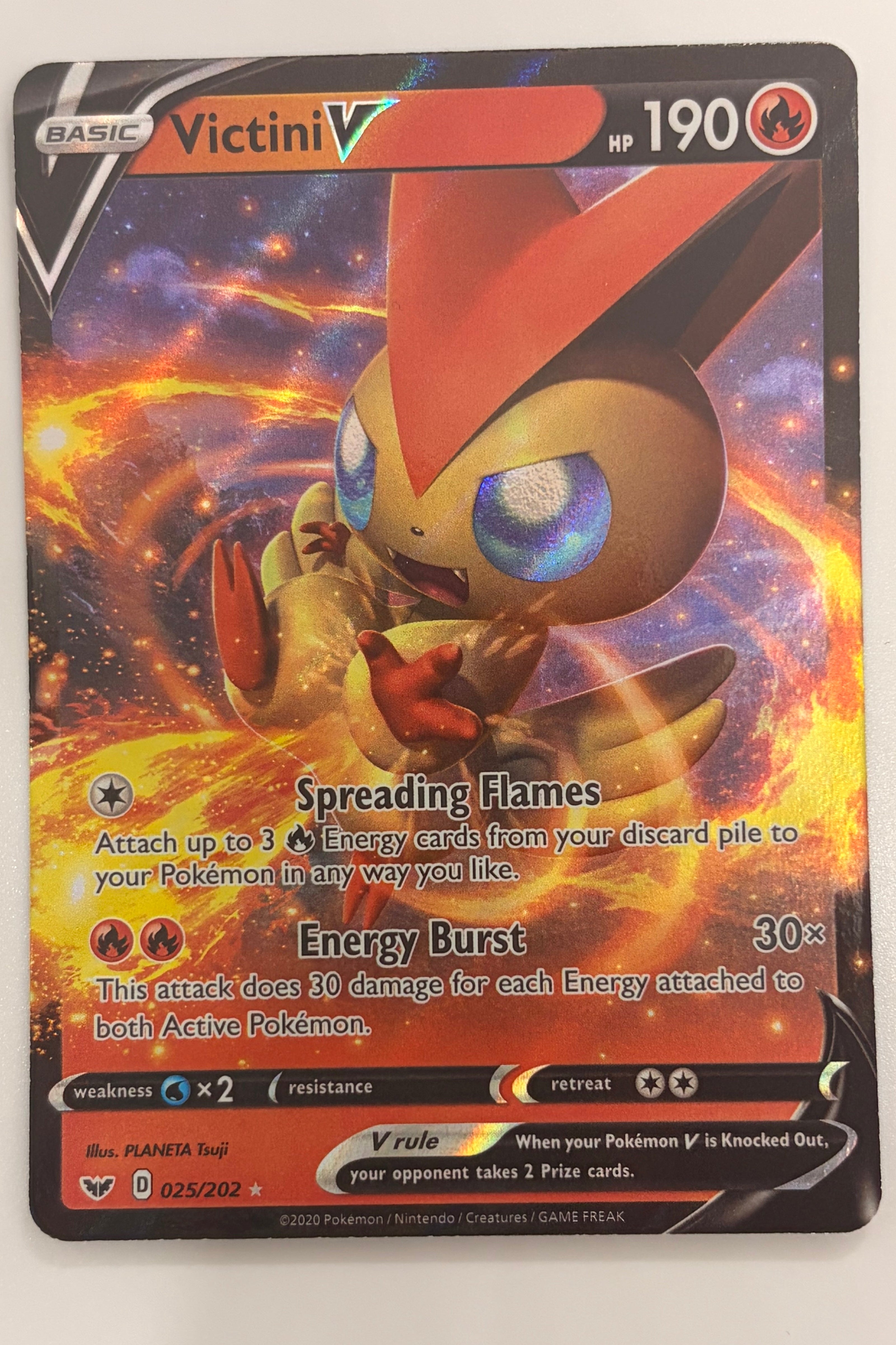 025 / 202 Victini V - Ultra Rare