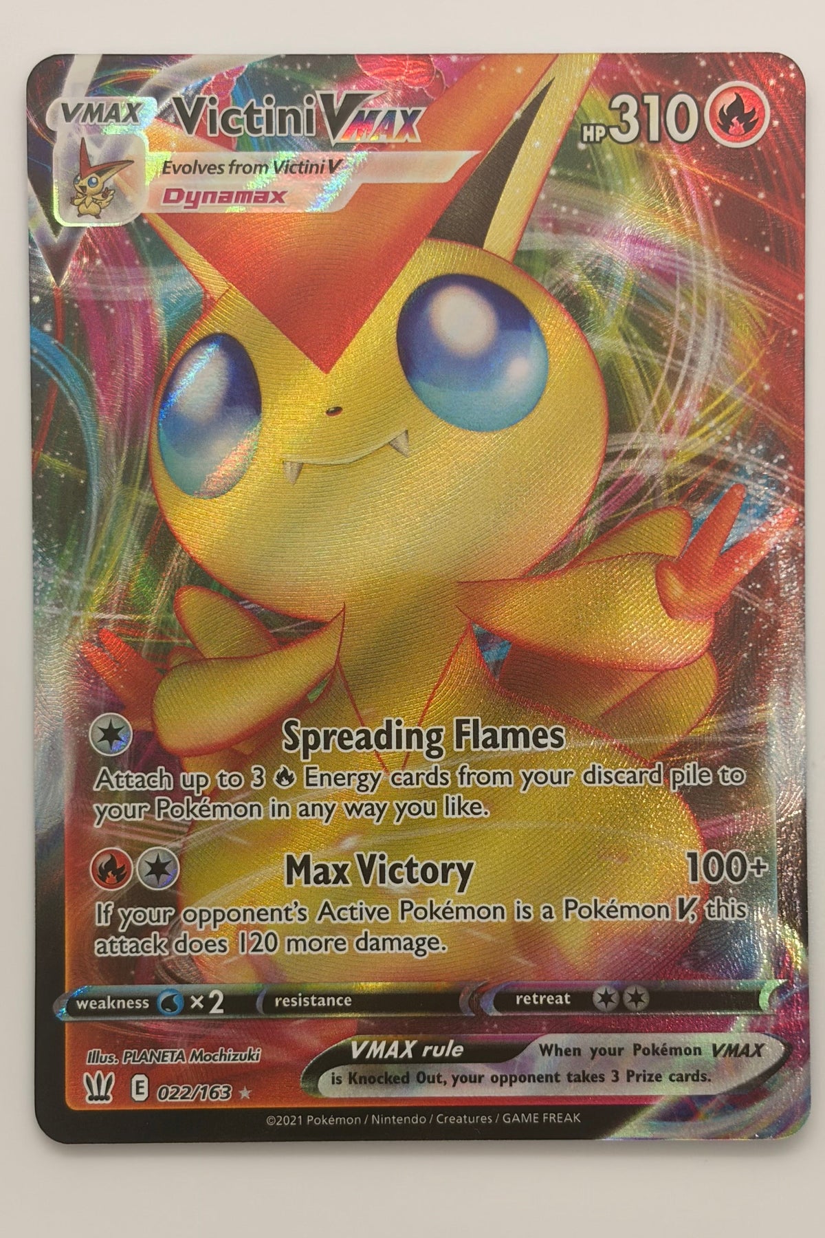 022/163 Victini VMAX - Rare Holo VMAX