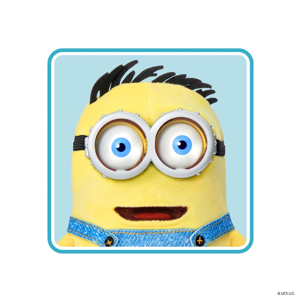 Minions & Monsters Palm Puppetronic Henry close-up with mouth open, moving mouth feature
