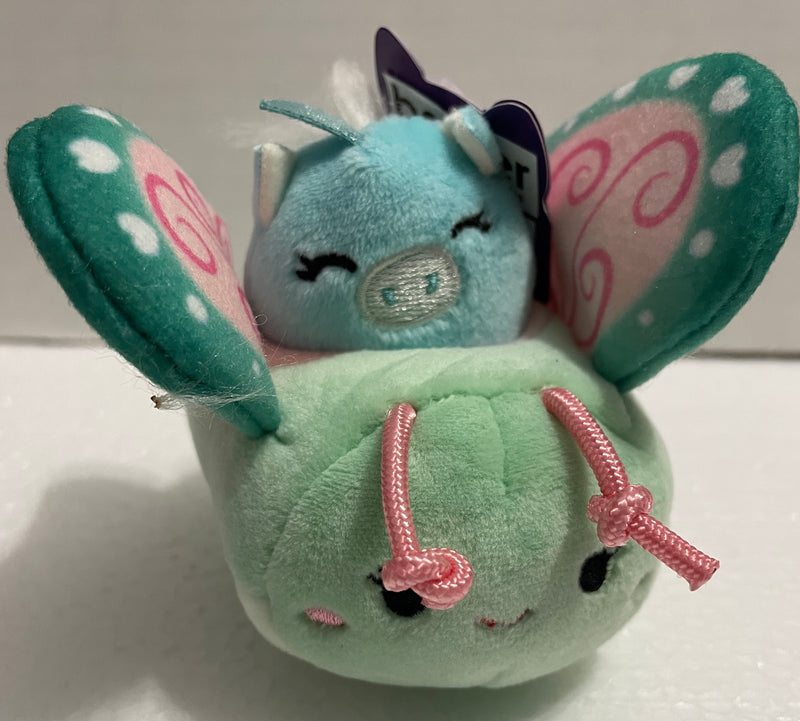 SQUISHMALLOWS SQUISHVILLE - Mini Plush (In Vehicle)(Asst) W2 - Collectible Madness